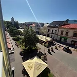 Apartmán On The Square